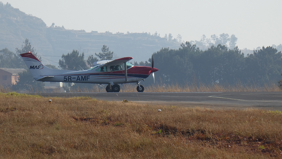 MAF’s time-saving tool – the 5R-AMF plane in Madagascar