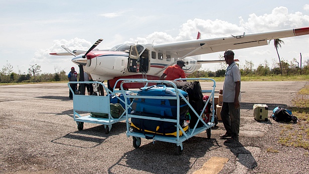 MAF aircraft loading supplies for Klinik timoun nou yo - Hurricane Matthew relief, Haiti