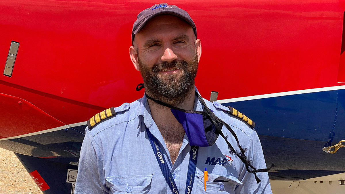 MAF Pilot, Sam Johnston, flew CURE International’s orthopaedic team to Bura in Southern Kenya