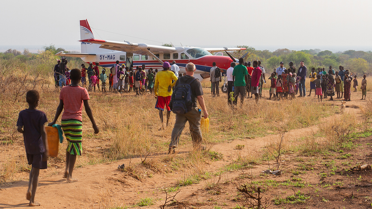 1st flight to Arilo Airstrip in 9 years following war and covid restrictions