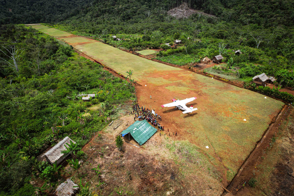 MAF’s plane was the first ever aircraft to land in Sikoi (credit: Kowara Bell)